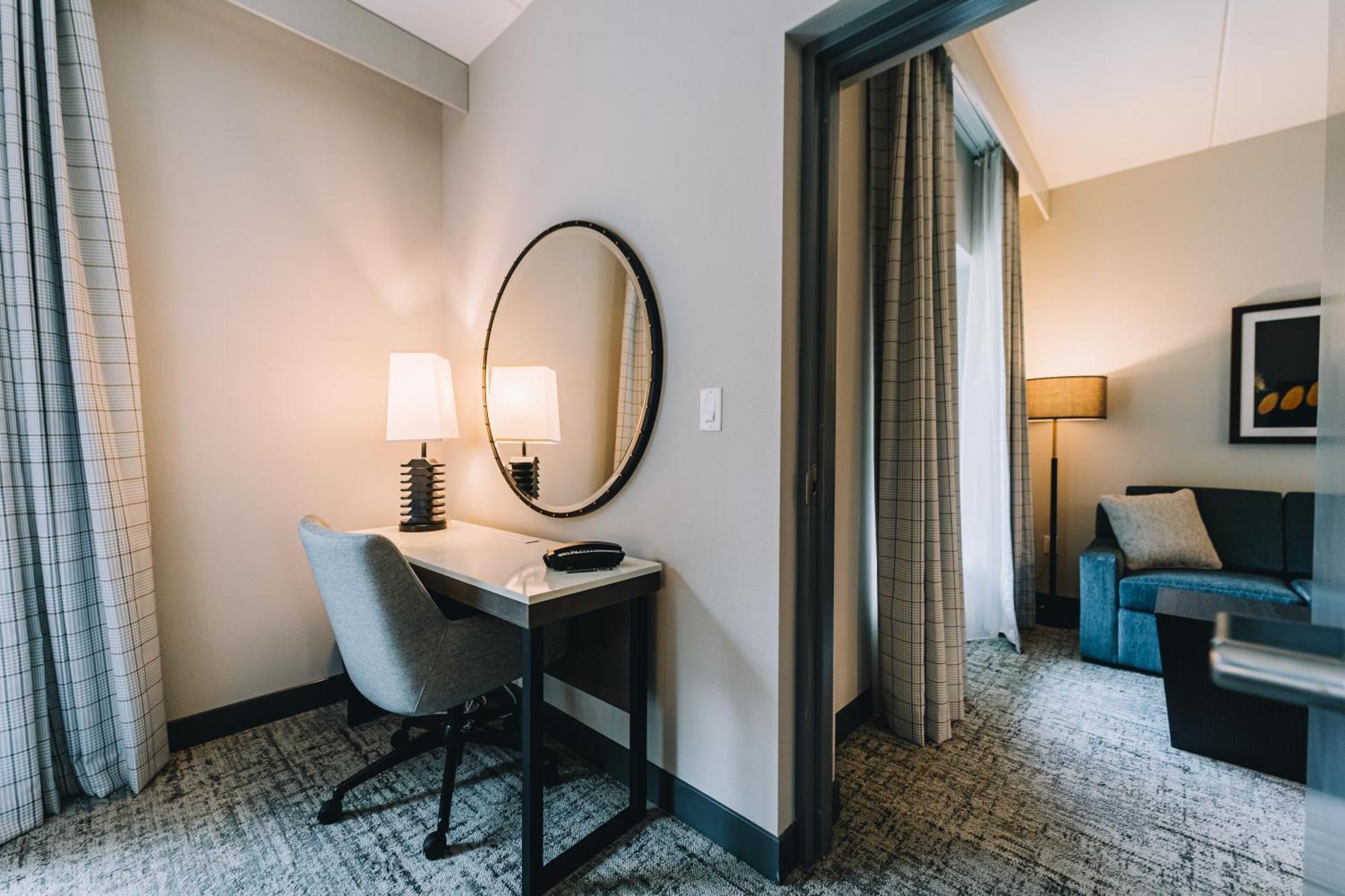 Embassy Suites By Hilton Gatlinburg Resort Exteriör bild