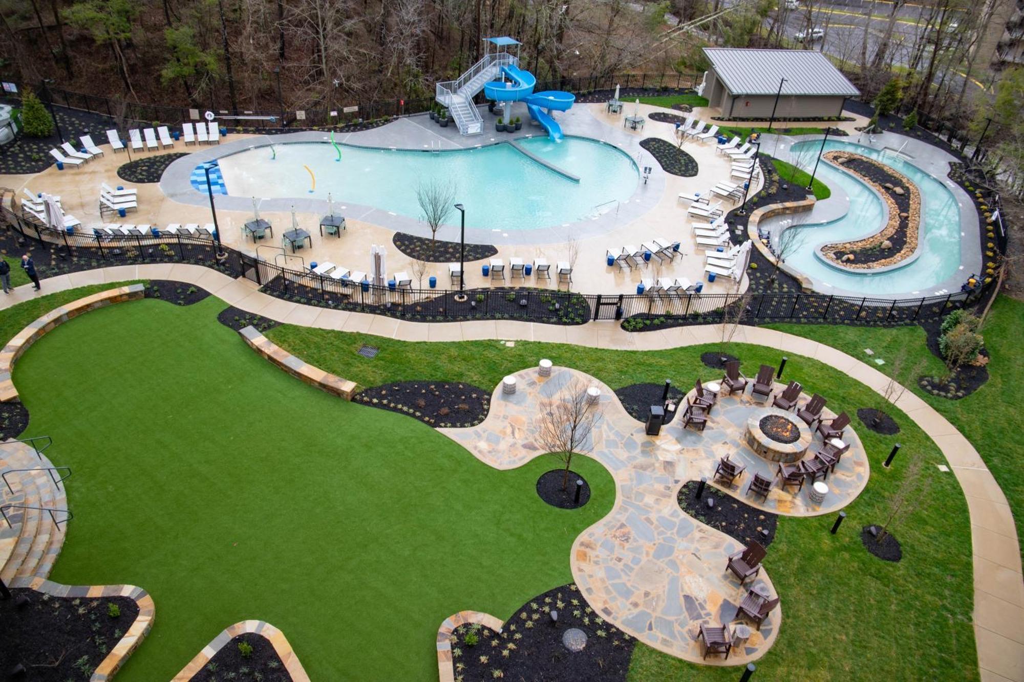 Embassy Suites By Hilton Gatlinburg Resort Exteriör bild