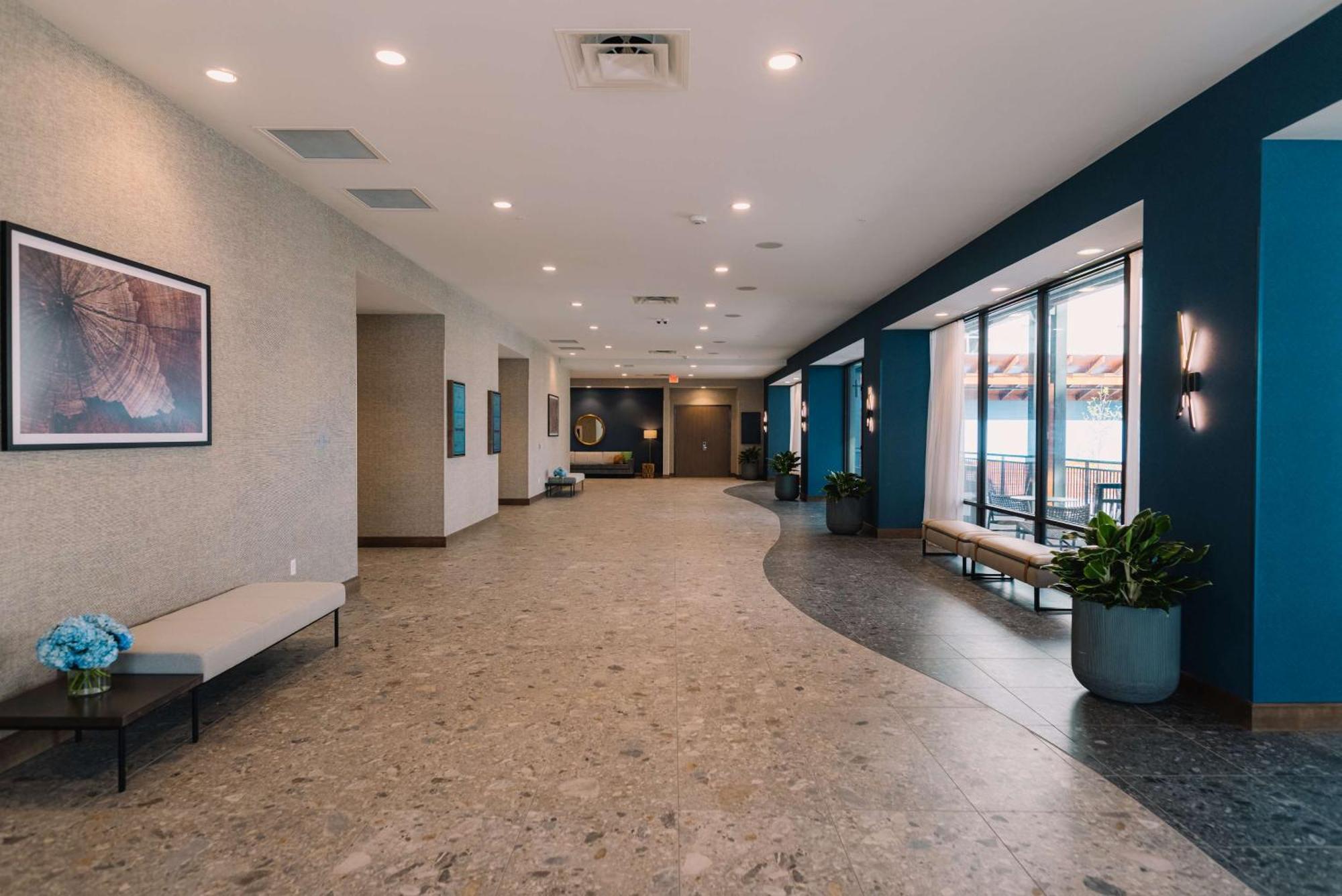 Embassy Suites By Hilton Gatlinburg Resort Exteriör bild
