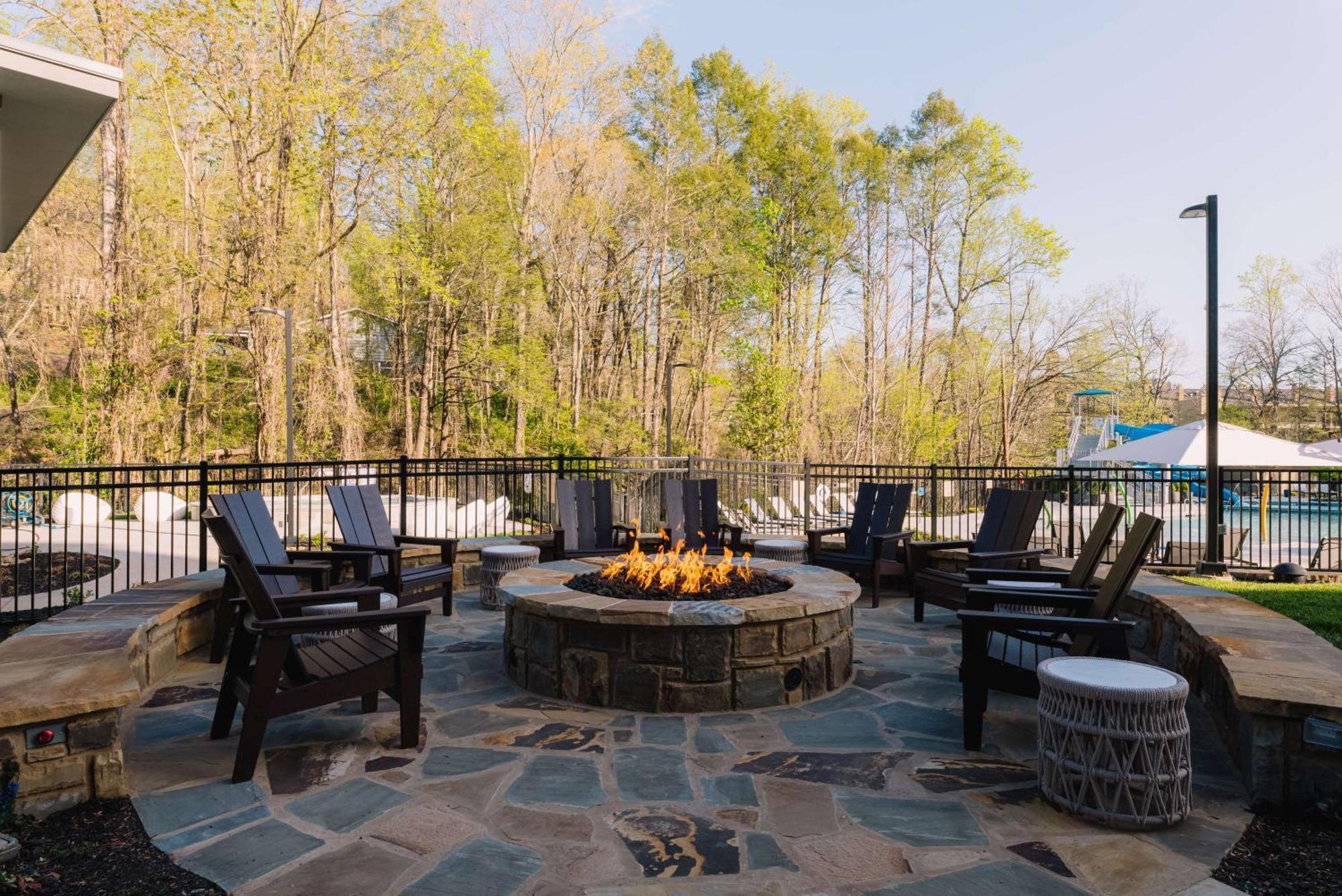 Embassy Suites By Hilton Gatlinburg Resort Exteriör bild